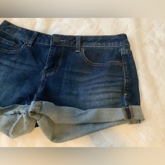 SO Jean shorts - Picture 3 of 8